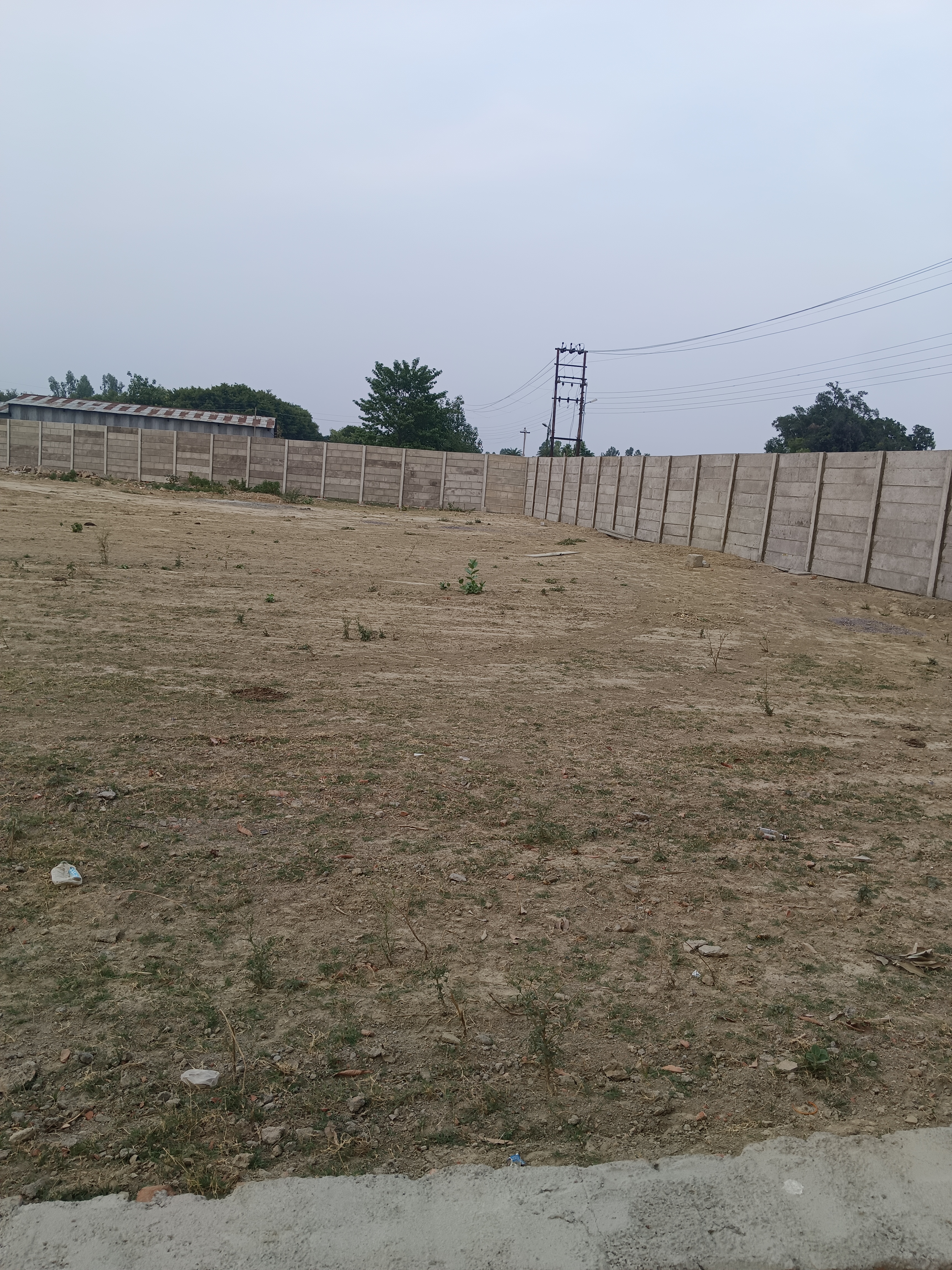 Plot For Sale in Shivpuri