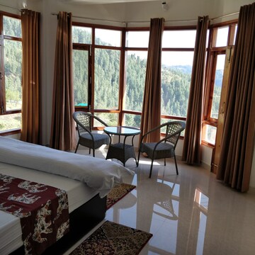 Living Room in 6+ BHK Independent House at Mashobra – for Sale