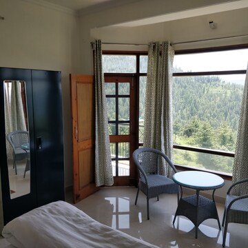Living Room in 6+ BHK Independent House at Mashobra – for Sale
