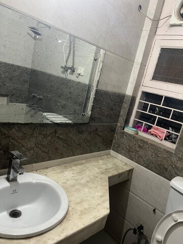 Bathroom in 2 BHK Builder Floor at Gupta Awas, Sector 43 – for Rent