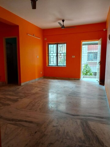Room in 2 BHK Apartment at Fabulous Uno, Keshtopur – for Rent