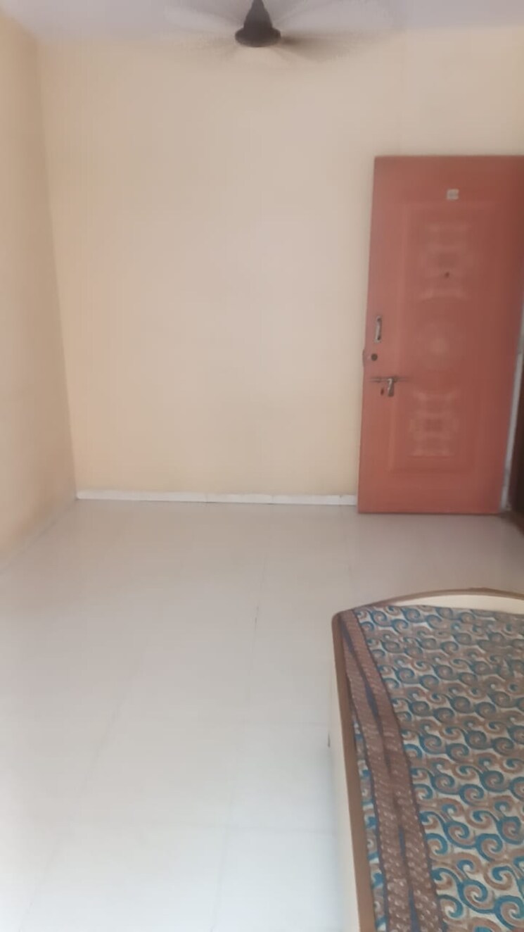 Living Room, yashraj-park-chs 1 Bedroom 400 Sq.Ft. Apartment In Kasarvadavali Thane 8820562