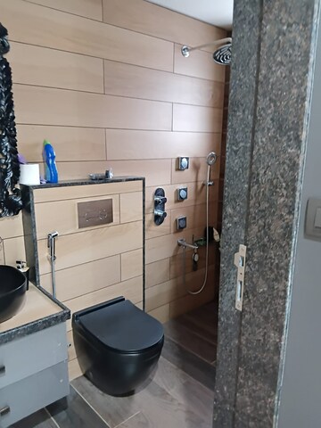 Bathroom in 3 BHK Villa at Karve Nagar – for Rent