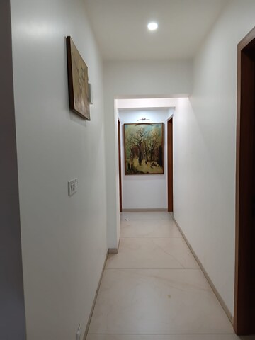 Building Lobby in 3 BHK Villa at Karve Nagar – for Rent