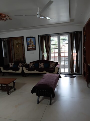 Living Room in 3 BHK Villa at Karve Nagar – for Rent
