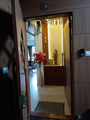 Living Room in 3 BHK Villa at Karve Nagar – for Rent