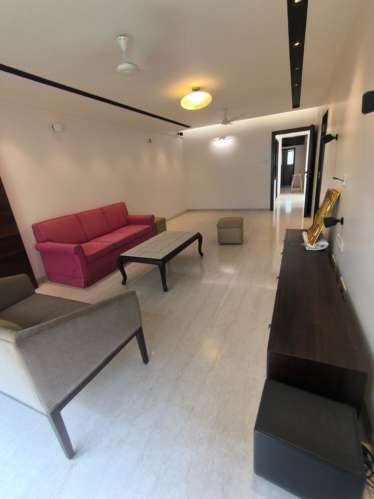 Team Area, pr-kumud 3 Bedroom 1600 Sq.Ft. Apartment In Khar West Mumbai 8820593