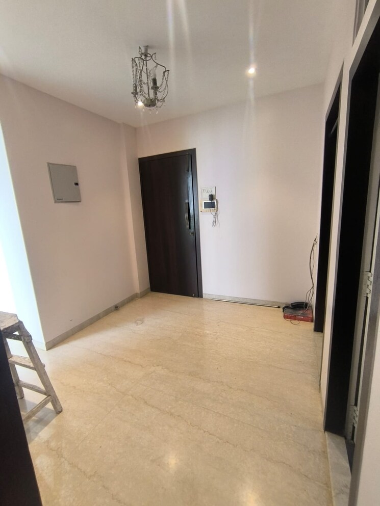 Room, pr-kumud 3 Bedroom 1600 Sq.Ft. Apartment In Khar West Mumbai 8820593