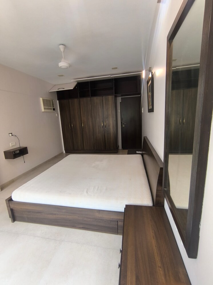 Kitchen, pr-kumud 3 Bedroom 1600 Sq.Ft. Apartment In Khar West Mumbai 8820593