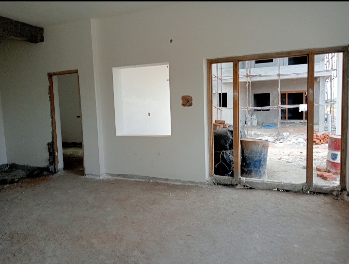 4 BHK + Pooja Room,Servant Room,Study Room,Extra Room Villa For Sale in Kollur 