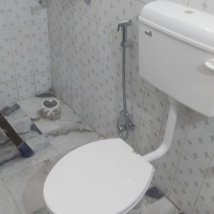 Bathroom, jaipuria-plaza 2 Bedroom 1200 Sq.Ft. Builder Floor In Sector 26 Noida 8820624