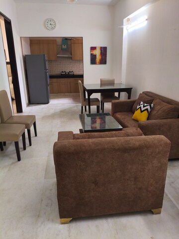 Living Room in 2 BHK Builder Floor at Sector 43 – for Rent