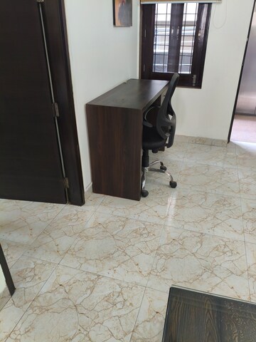 Master Bedroom in 2 BHK Builder Floor at Sector 43 – for Rent