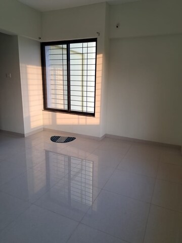Master Bedroom in 1.5 BHK Apartment at Gulmohar Serene, Kharadi – for Rent