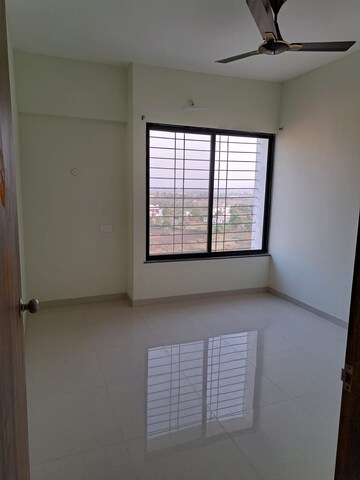 Master Bedroom in 1.5 BHK Apartment at Gulmohar Serene, Kharadi – for Rent