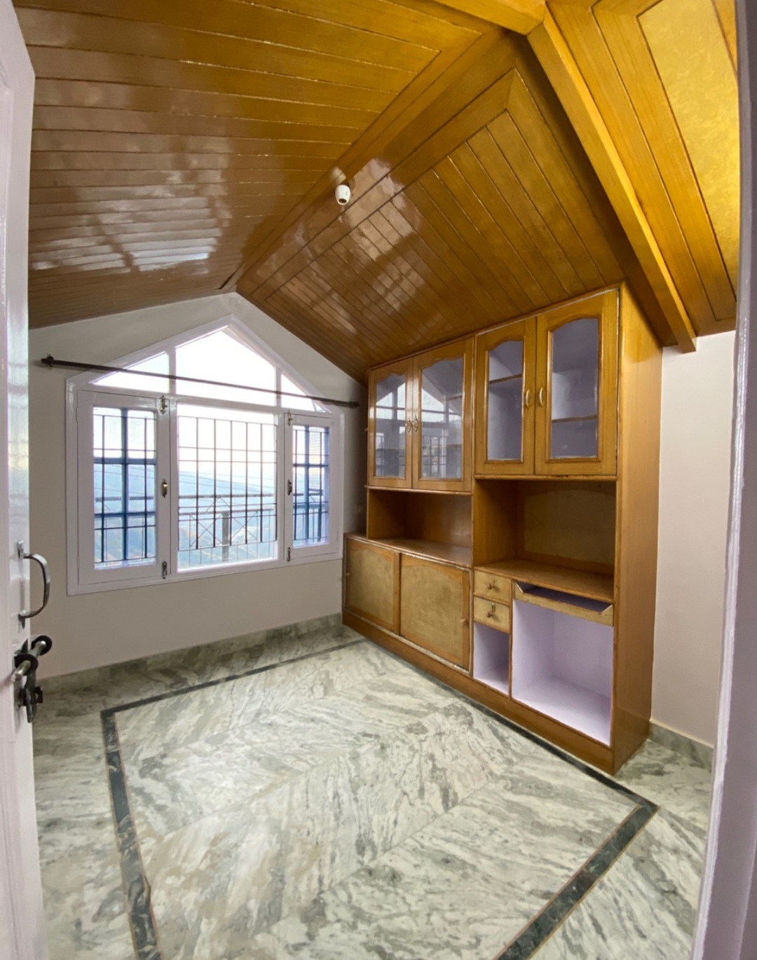 3.5 BHK Apartment For Sale in Sanjauli 