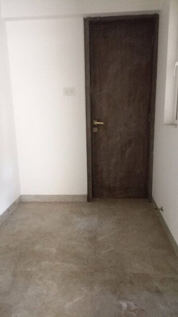 Room in 3.5 BHK Apartment at Gm Kenjale Emirus, Baner – for Sale