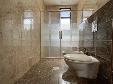Bathroom in 2 BHK Apartment at Royal Classic Co Op Society, Andheri West – for Rent