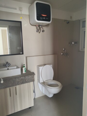 3.5 BHK Apartment For Rent in Emaar The Enclave, Sector 66
