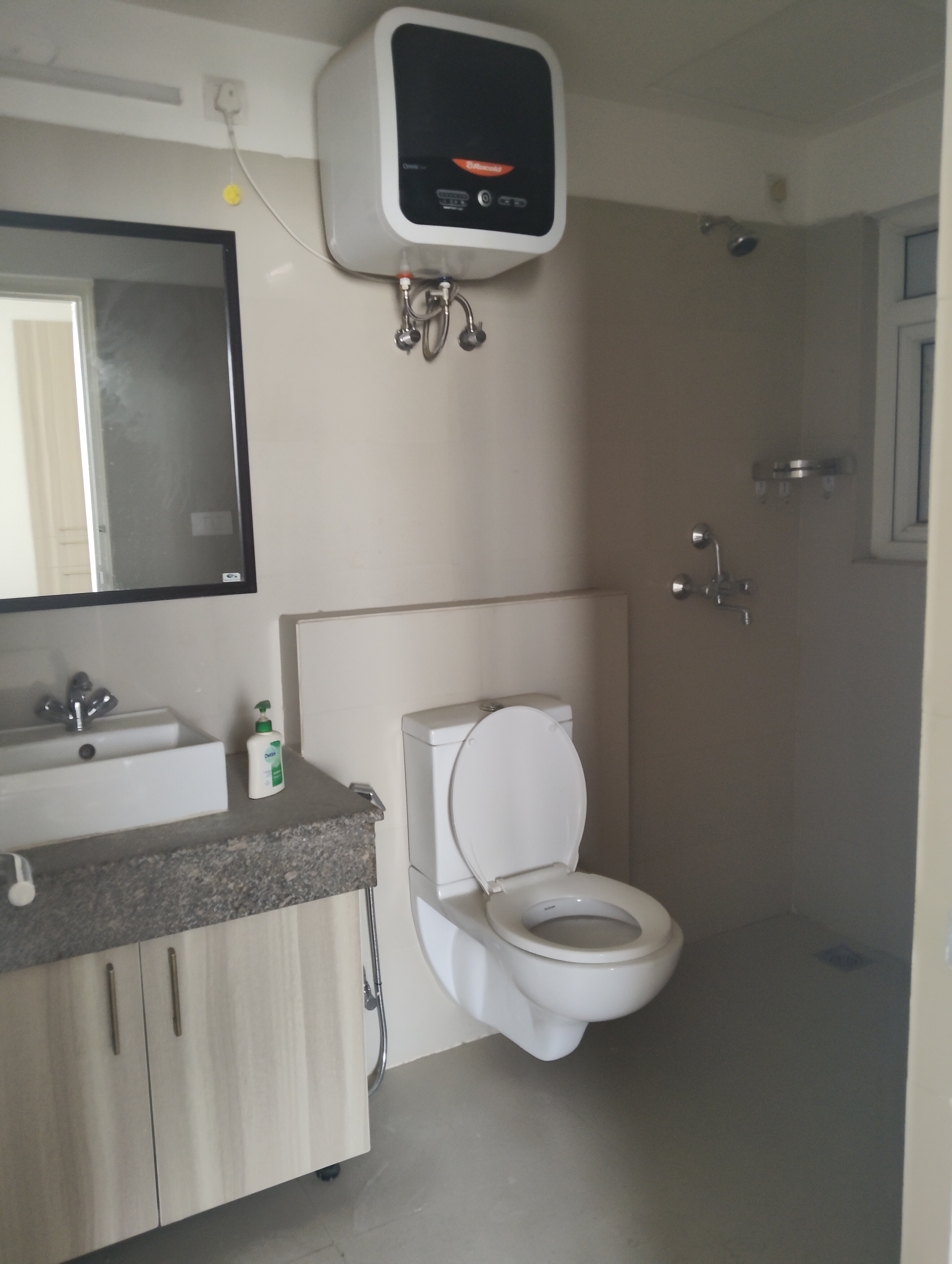 3.5 BHK + Servant Room Apartment For Rent in Emaar The Enclave