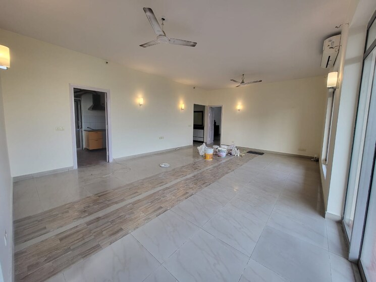 Room, sector 48 3.5 Bedroom 2550 Sq.Ft. Apartment In Sector 48 Gurgaon 8820768