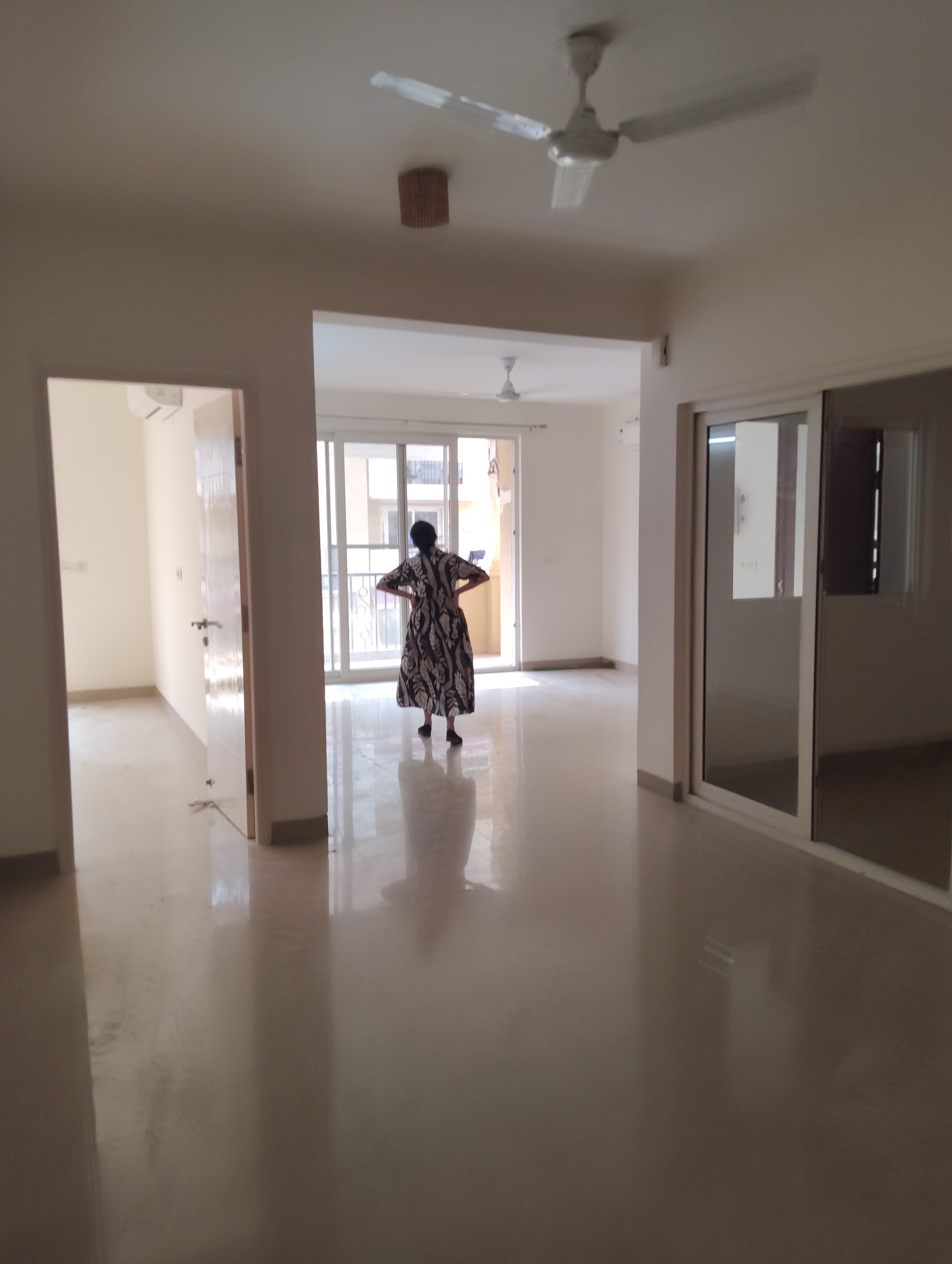 3.5 BHK + Servant Room,Study Room Apartment For Rent in Emaar The Enclave