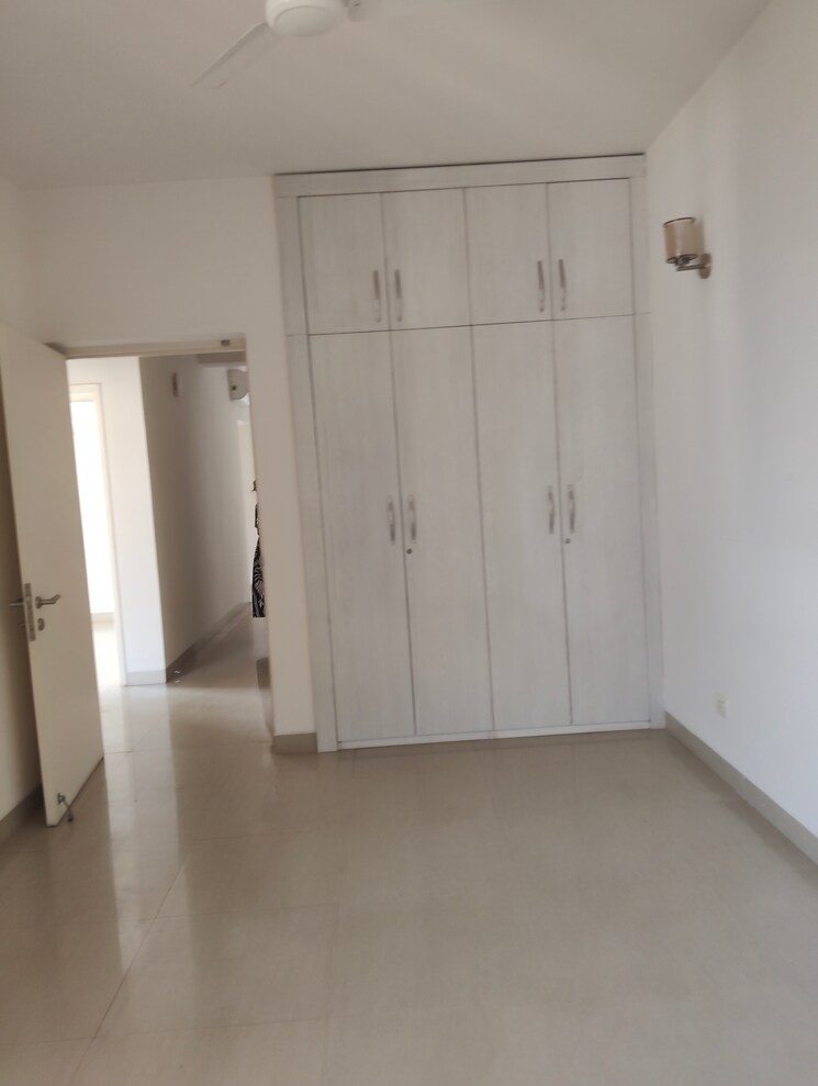 undefined, emaar-emerald-estate 3 Bedroom 1310 Sq.Ft. Apartment In Sector 65 Gurgaon 8820725