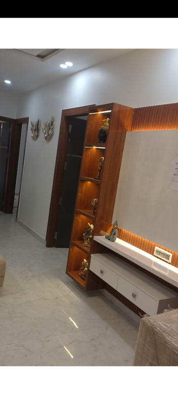 Furnished Amenities in 3 BHK Apartment at Ultima 107, Sector 104 – for Sale