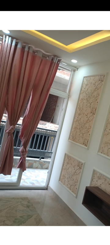 Furnished Amenities in 2 BHK Apartment at Ultima 107, Sector 104 – for Sale