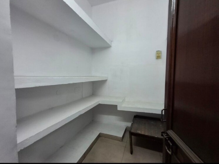 Balcony, rwa-chittaranjan-park-block-r 3.5 Bedroom 1500 Sq.Ft. Builder Floor In Chittaranjan Park Delhi 8820751