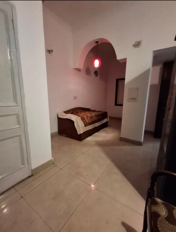 Bathroom in 3.5 BHK Builder Floor at RWA Chittaranjan Park Block R, Chittaranjan Park – for Rent