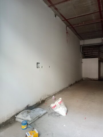 Floor Plan in  Showroom at Andheri West – for Rent