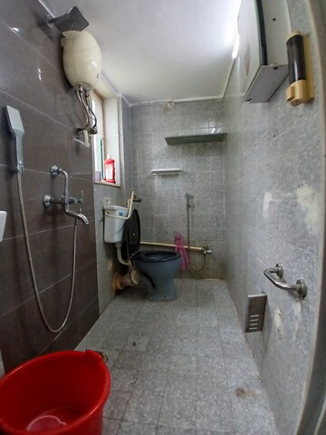 Master Bedroom in 1 BHK Apartment at Sai Baba Complex Goregaon, Goregaon East – for Rent