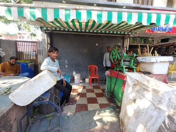  Shop – Exterior View View at Shahibaug - for Rent