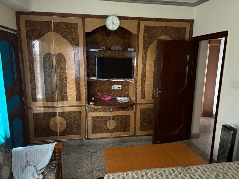 Room, bharari 3 Bedroom 1230 Sq.Ft. Apartment In Bharari Shimla 8820787