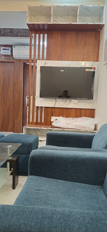 Furnished Amenities in 2 BHK Apartment at Pyramid Fusion Homes, Sector 70a – for Rent