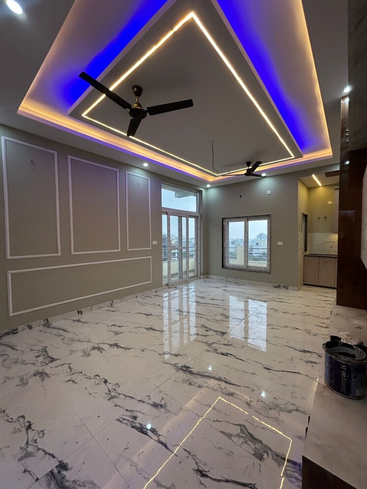 Room, sahastradhara road 3.5 Bedroom 2500 Sq.Ft. Villa In Sahastradhara Road Dehradun 8820790