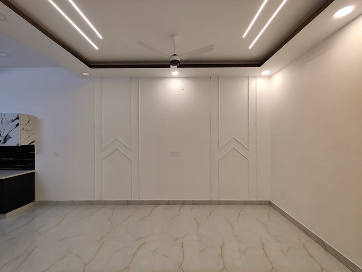 Room, sahastradhara road 3 Bedroom 2400 Sq.Ft. Villa In Sahastradhara Road Dehradun 8820830