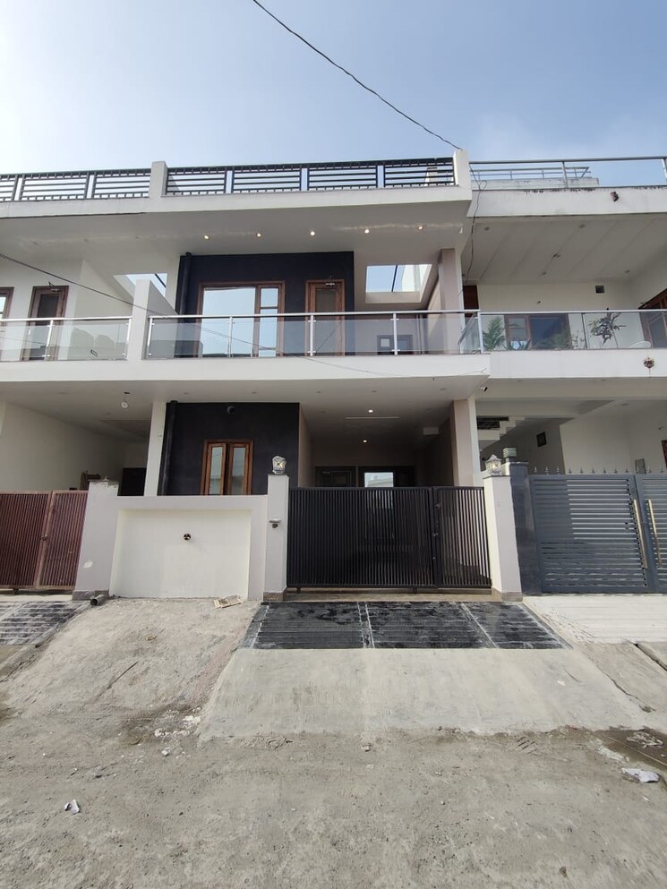 Exterior View, sahastradhara road 3 Bedroom 2400 Sq.Ft. Villa In Sahastradhara Road Dehradun 8820830