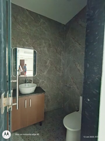 Furnished Amenities in  Office Space at Shivalik Colony – for Rent