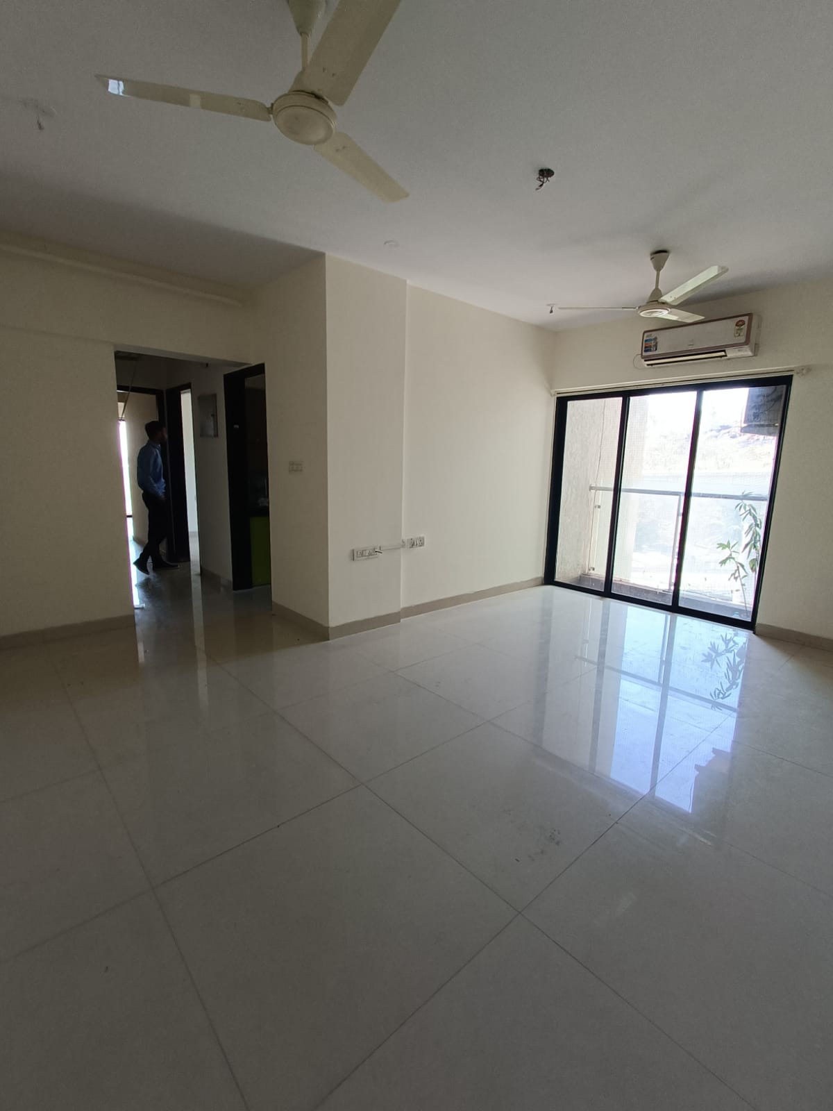 2 BHK Apartment For Rent in Hubtown Hillcrest