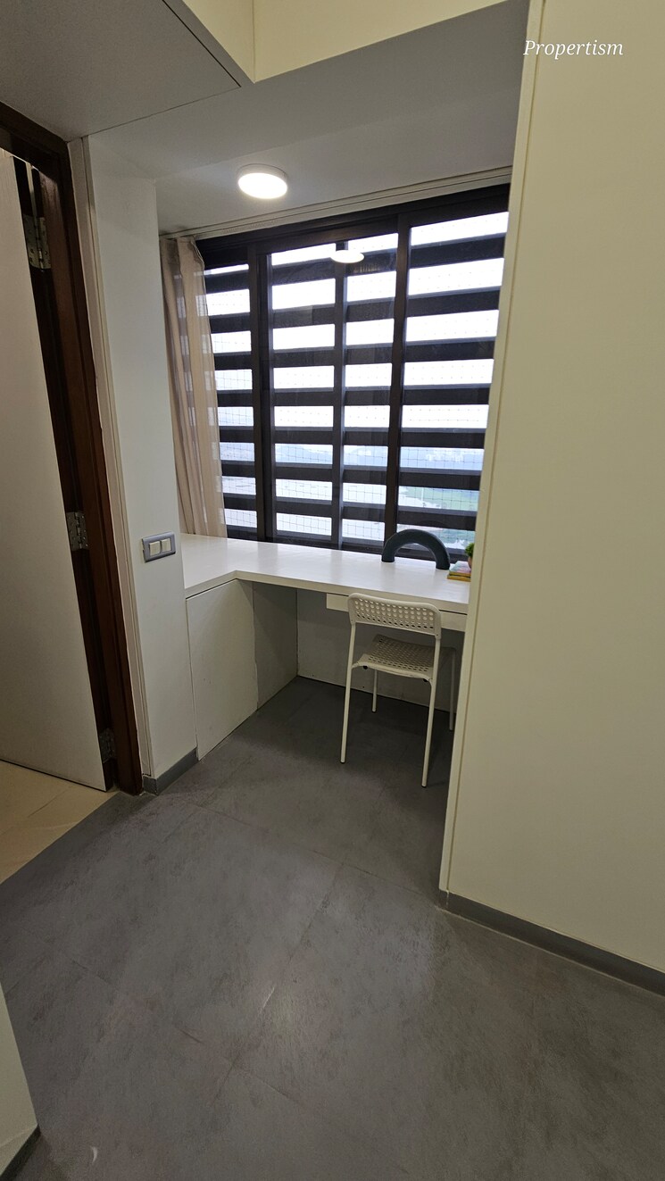 Balcony, lake-front-solitaire 3 Bedroom 2775 Sq.Ft. Apartment In Powai Mumbai 8820858