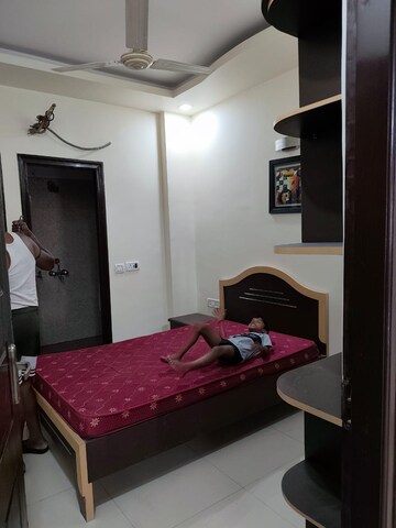 Room in  Pg at Gomti Nagar – for Rent