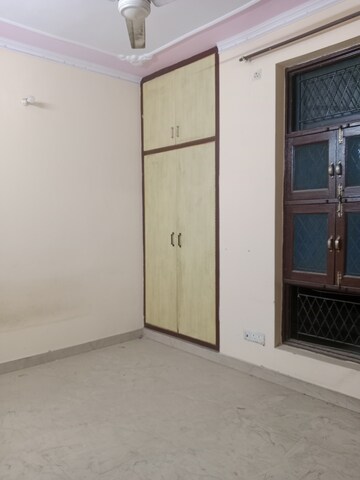 Room in 2 BHK Builder Floor at Ashoka Enclave – for Rent