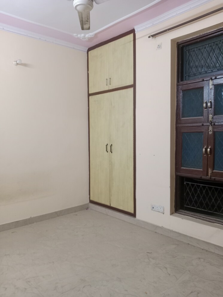 Room, ashoka enclave 2 Bedroom 1000 Sq.Ft. Builder Floor In Ashoka Enclave Faridabad 8820887