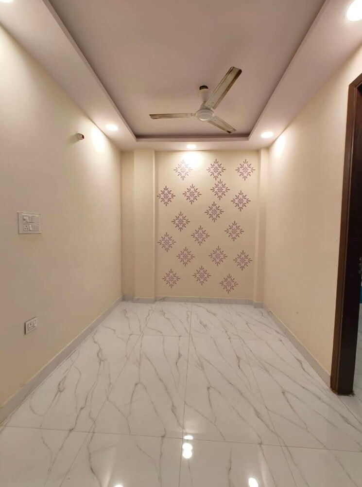 Room, rwa-neelkanth-apartment-ii 2 Bedroom 450 Sq.Ft. Builder Floor In Burari Delhi 8820898