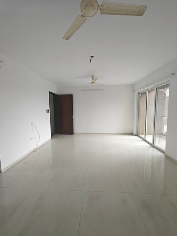 3 BHK Apartment For Rent in Akshar Alvario, Seawoods