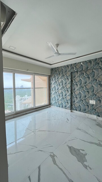 Bedroom in 2 BHK Apartment at Andheri West – for Rent