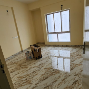 Room in 3 BHK Apartment at Chinar Park – for Rent