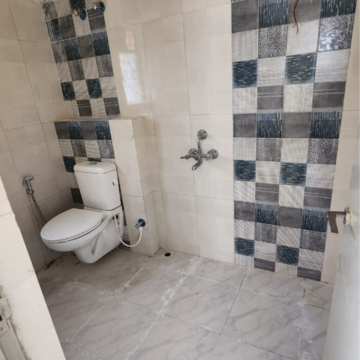 Bathroom in 3 BHK Apartment at Chinar Park – for Rent